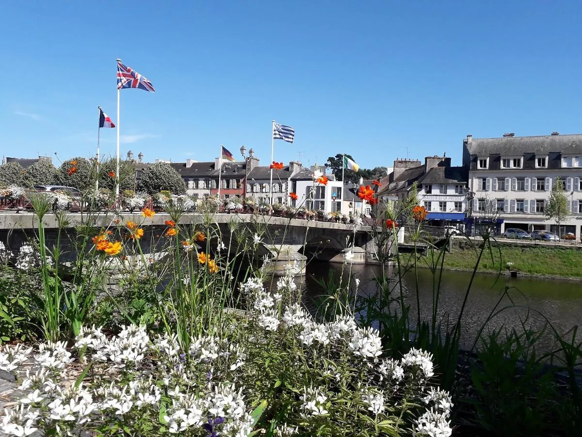 Châteaulin La Pointe Camping 0*,
